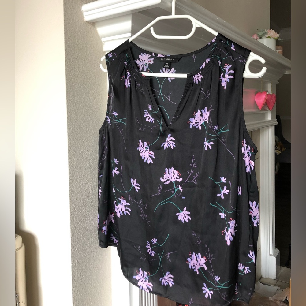 Banana Republic Black and Lavender Floral Top